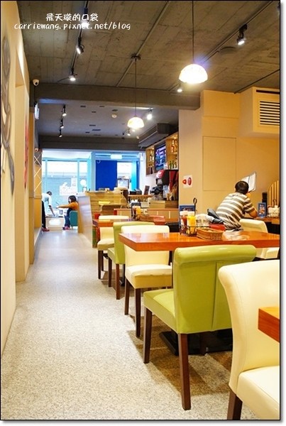 鄰居家 Next Door｜餐點份量十足，道地美式早午餐，永康街美食新選擇 @飛天璇的口袋