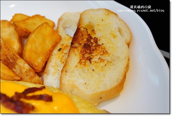 鄰居家 Next Door｜餐點份量十足，道地美式早午餐，永康街美食新選擇 @飛天璇的口袋