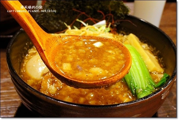 鷹流辛味噌拉麵(惡鬼warugaki)｜重口味的辛味噌拉麵，滿滿的膠原蛋白，辣度直搗腦門 @飛天璇的口袋