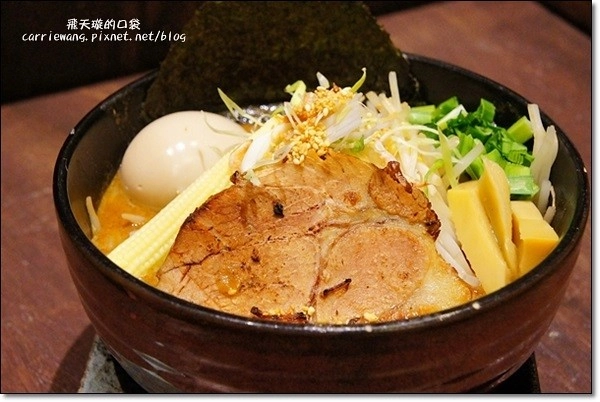 鷹流辛味噌拉麵(惡鬼warugaki)｜重口味的辛味噌拉麵，滿滿的膠原蛋白，辣度直搗腦門 @飛天璇的口袋