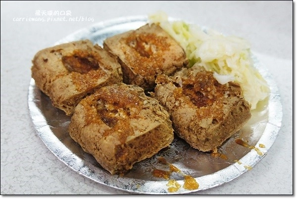 【台中小吃美食】臭霸王臭豆腐。清蒸臭豆腐比油炸的還好吃，很推薦捏！ @飛天璇的口袋