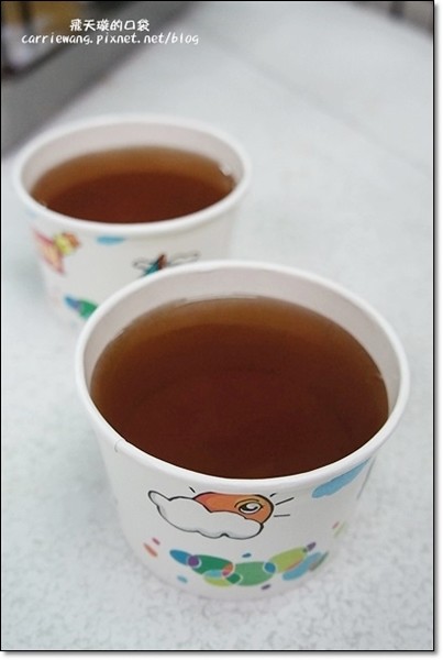 【台中小吃美食】臭霸王臭豆腐。清蒸臭豆腐比油炸的還好吃，很推薦捏！ @飛天璇的口袋