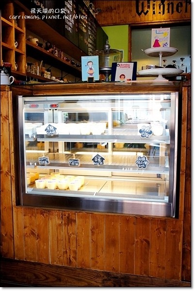 台中太平｜巫師咖啡．超厚日式鬆餅，自家煎焙咖啡豆 @飛天璇的口袋