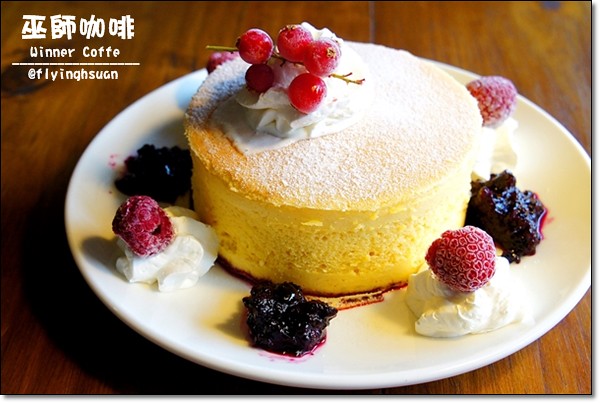 台中太平｜巫師咖啡．超厚日式鬆餅，自家煎焙咖啡豆 @飛天璇的口袋