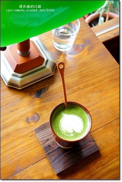 台中太平｜巫師咖啡．超厚日式鬆餅，自家煎焙咖啡豆 @飛天璇的口袋