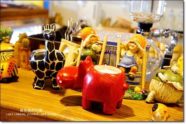 台中太平｜巫師咖啡．超厚日式鬆餅，自家煎焙咖啡豆 @飛天璇的口袋