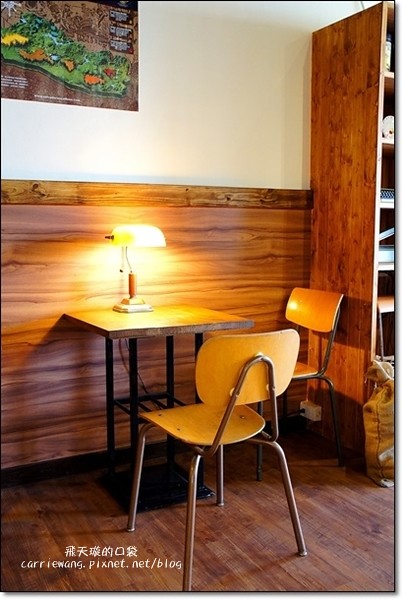 台中太平｜巫師咖啡．超厚日式鬆餅，自家煎焙咖啡豆 @飛天璇的口袋