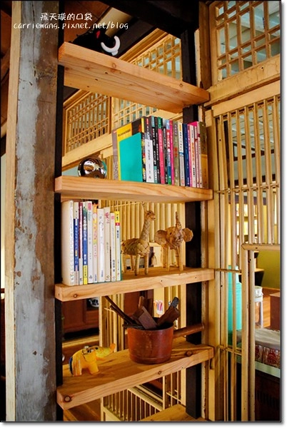 【台中下午茶】拾光机。拾光機壹號重新啟航，將老宅賦予新生命，日式木造建築環境更優，氛圍更棒 @飛天璇的口袋