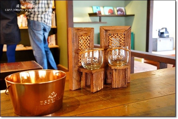 【台中下午茶】拾光机。拾光機壹號重新啟航，將老宅賦予新生命，日式木造建築環境更優，氛圍更棒 @飛天璇的口袋