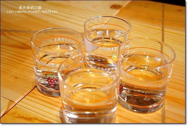 【台中下午茶】拾光机。拾光機壹號重新啟航，將老宅賦予新生命，日式木造建築環境更優，氛圍更棒 @飛天璇的口袋