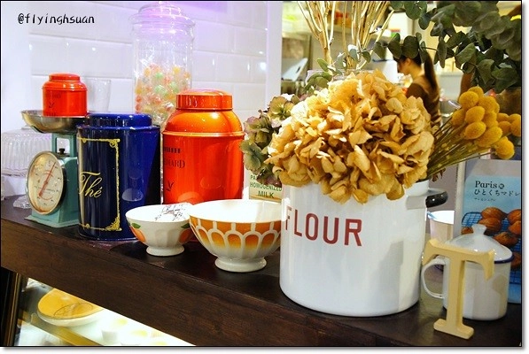【台中下午茶】Hana Cafe。日系鄉村雜貨風店，環境溫馨可愛@台中新光三越B1 @飛天璇的口袋