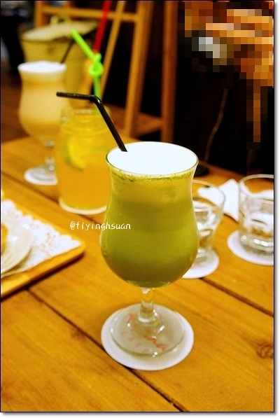 【台中下午茶】Hana Cafe。日系鄉村雜貨風店，環境溫馨可愛@台中新光三越B1 @飛天璇的口袋