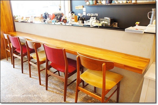 【台中下午茶】順咖啡．Soon Caf&eacute;。樸實小巧的咖啡館，咖啡好喝，甜點好吃&hellip; @飛天璇的口袋