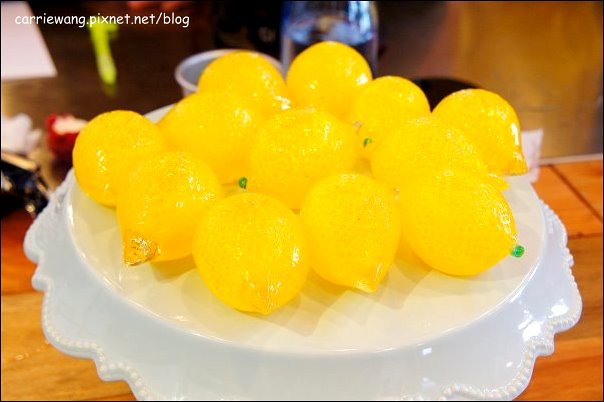 【台中蛋糕甜點】8巷23號 Orobello。義大利西西里手工蛋糕/冰淇淋專賣店，義大利師傅手工製作(外帶母親節蛋糕即日起預定打8折) @飛天璇的口袋