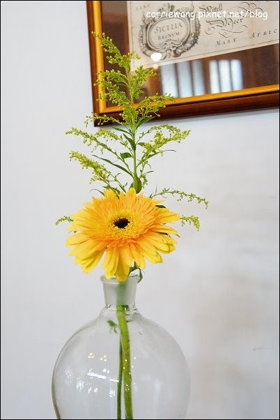 【台中蛋糕甜點】8巷23號 Orobello。義大利西西里手工蛋糕/冰淇淋專賣店，義大利師傅手工製作(外帶母親節蛋糕即日起預定打8折) @飛天璇的口袋