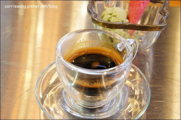 【台中蛋糕甜點】8巷23號 Orobello。義大利西西里手工蛋糕/冰淇淋專賣店，義大利師傅手工製作(外帶母親節蛋糕即日起預定打8折) @飛天璇的口袋