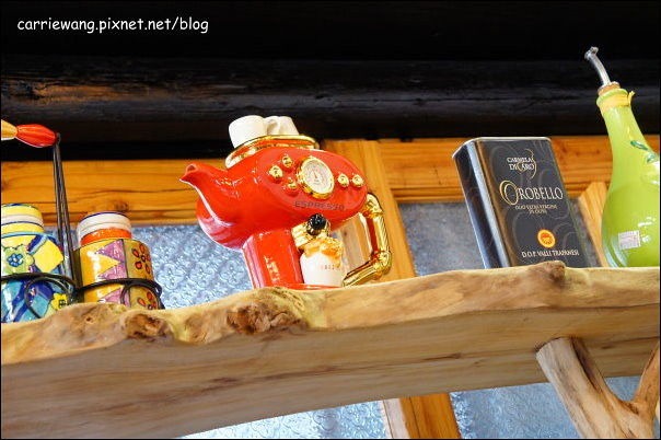 【台中蛋糕甜點】8巷23號 Orobello。義大利西西里手工蛋糕/冰淇淋專賣店，義大利師傅手工製作(外帶母親節蛋糕即日起預定打8折) @飛天璇的口袋