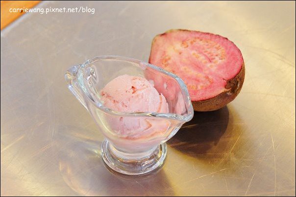 【台中蛋糕甜點】8巷23號 Orobello。義大利西西里手工蛋糕/冰淇淋專賣店，義大利師傅手工製作(外帶母親節蛋糕即日起預定打8折) @飛天璇的口袋