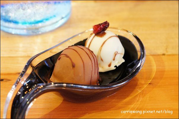 【台中蛋糕甜點】8巷23號 Orobello。義大利西西里手工蛋糕/冰淇淋專賣店，義大利師傅手工製作(外帶母親節蛋糕即日起預定打8折) @飛天璇的口袋