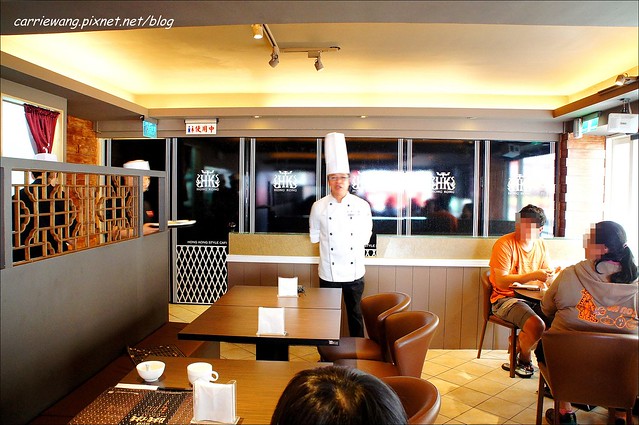 【台中港式飲茶】哄供茶餐廳。香港師傅坐陣，餐點便宜又超值，4/11(五)前全面打6折 @飛天璇的口袋