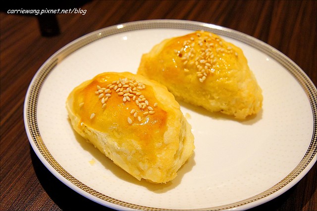 【台中港式飲茶】哄供茶餐廳。香港師傅坐陣，餐點便宜又超值，4/11(五)前全面打6折 @飛天璇的口袋