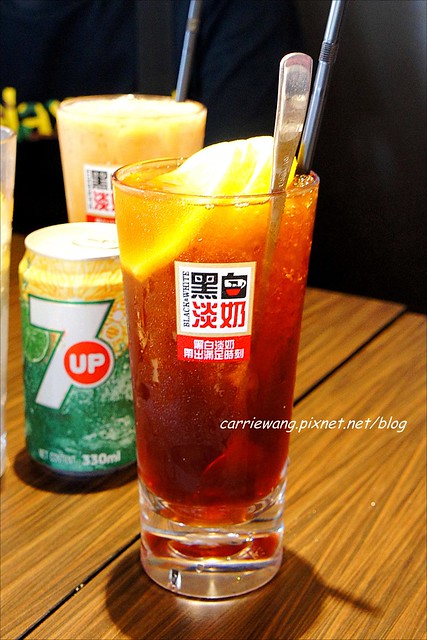 【台中港式飲茶】哄供茶餐廳。香港師傅坐陣，餐點便宜又超值，4/11(五)前全面打6折 @飛天璇的口袋