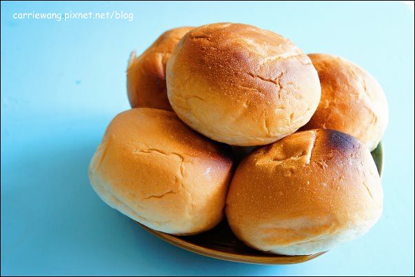 【台中下午茶】Dan Man Cafe．丹曼咖啡。隱身在巷弄間的老宅咖啡館，用碗喝咖啡，你試過嗎？ @飛天璇的口袋