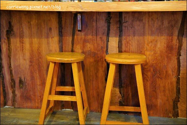 【台中下午茶】Dan Man Cafe．丹曼咖啡。隱身在巷弄間的老宅咖啡館，用碗喝咖啡，你試過嗎？ @飛天璇的口袋