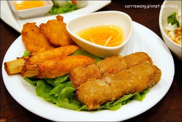 【台北美食推薦】誠記越南麵食館。30年的好味道，每一道都很出色，永康街排隊好料理 @飛天璇的口袋