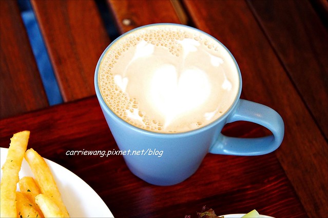 彰化巴特早午餐｜挑戰5公分之極限，費時30分鐘才可以完成的厚鬆餅，彰化現在也吃的到了哦！ @飛天璇的口袋