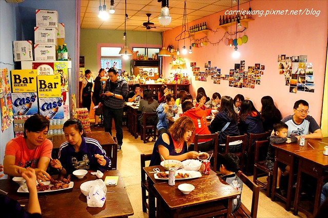 朴大哥的韓式炸雞店：逢甲夜市人氣美食，初雪的日子，學韓劇”來自星星的你”中，千頌伊吃炸雞配啤酒&hellip; @飛天璇的口袋