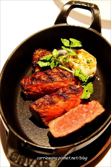 台中南屯｜MEAT GQ Steak 橡木炙烤牛排館，牛排教父的最新力作，台中米其林餐盤推薦 @飛天璇的口袋