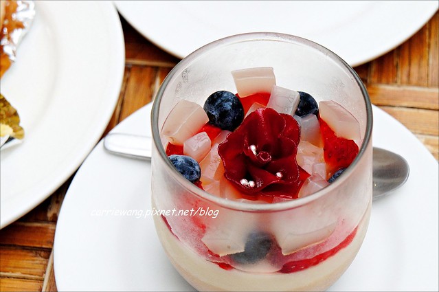 法朋烘焙甜點坊 Le Ruban Patisserie｜終於造訪傳聞中的人氣甜點店，檸檬蛋糕真的好好吃呀！ @飛天璇的口袋