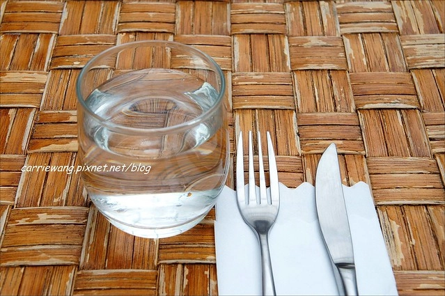 法朋烘焙甜點坊 Le Ruban Patisserie｜終於造訪傳聞中的人氣甜點店，檸檬蛋糕真的好好吃呀！ @飛天璇的口袋