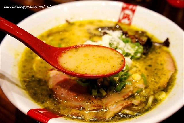 台中西屯｜Nagi豚骨拉麵 凪．東京拉麵大賞冠軍，每週都推出限定王 @飛天璇的口袋