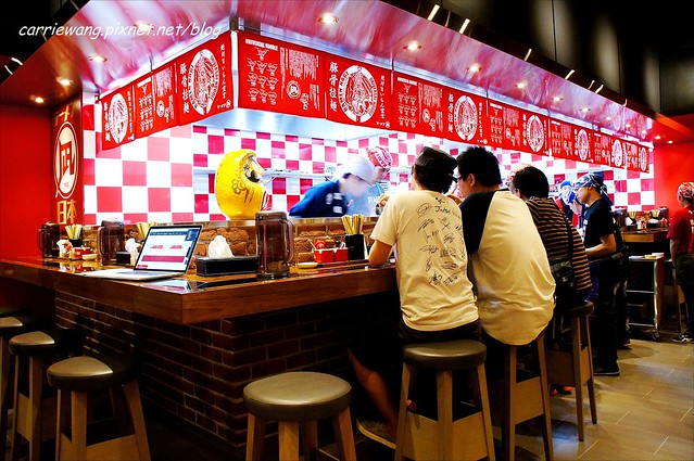 台中西屯｜Nagi豚骨拉麵 凪．東京拉麵大賞冠軍，每週都推出限定王 @飛天璇的口袋