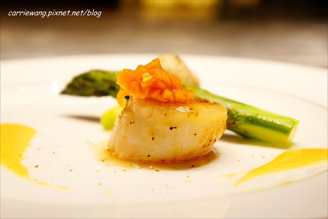 【台中美食推薦】金典鐵板燒。牛肉還不錯吃，只是變化性不大，用餐券的話比較划算~ @飛天璇的口袋