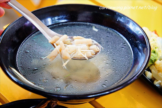 【台中小吃美食】阿芃師鴨香寶當歸鴨。搬了家空間更寬敞，夏季限定涼麵也推出了，還有隱藏版的美食等你來品嚐 @飛天璇的口袋