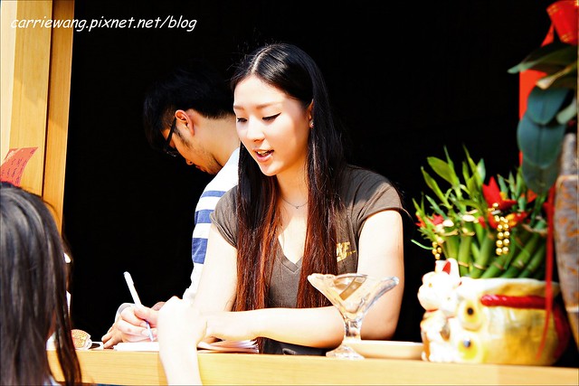 【台中冰品推薦】金帛霜淇淋專賣店。夏天就是要吃冰淇淋，還有季節限定口味，(4/27~4/30兩人同行，第二個半價) @飛天璇的口袋