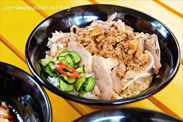 【台中小吃美食】阿芃師鴨香寶當歸鴨。搬了家空間更寬敞，夏季限定涼麵也推出了，還有隱藏版的美食等你來品嚐 @飛天璇的口袋