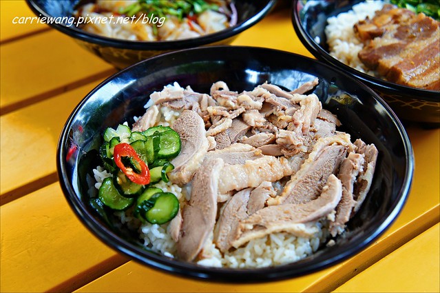 【台中小吃美食】阿芃師鴨香寶當歸鴨。搬了家空間更寬敞，夏季限定涼麵也推出了，還有隱藏版的美食等你來品嚐 @飛天璇的口袋