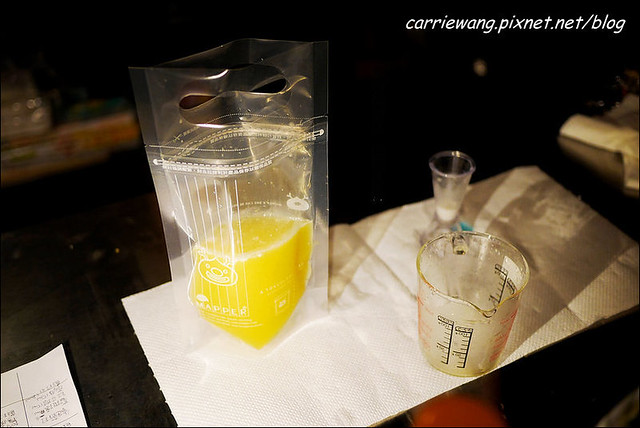 【台中逢甲美食】Mini Mapper。隱身在逢甲商圈的韓系小酒館，微醺的週末夜晚，彩色調酒隨身帶著喝 @飛天璇的口袋