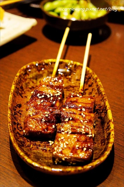 【台中居酒屋推薦】吳留手串燒居酒屋@台中店。日式木屋品嚐美味串燒，下班後就是要小酌一番，位在勤美誠品商圈的深夜食堂 @飛天璇的口袋