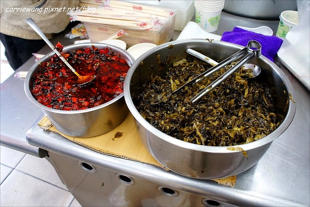 台中北區｜東興市魯肉義．台中爌肉飯名店之一，營業到早上4點台中宵夜推薦 @飛天璇的口袋