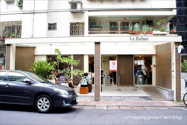 法朋烘焙甜點坊 Le Ruban Patisserie｜終於造訪傳聞中的人氣甜點店，檸檬蛋糕真的好好吃呀！ @飛天璇的口袋