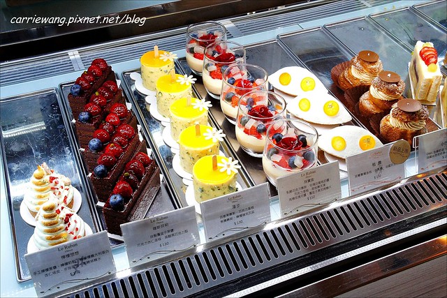 法朋烘焙甜點坊 Le Ruban Patisserie｜終於造訪傳聞中的人氣甜點店，檸檬蛋糕真的好好吃呀！ @飛天璇的口袋