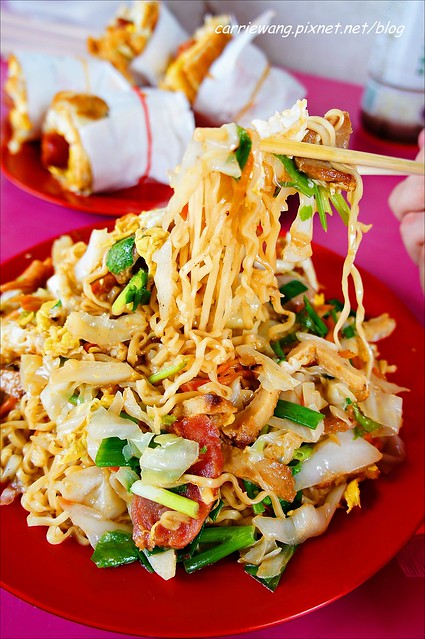 合泉平價中心｜金門小吃蛋狗、蛋香、炒泡麵，金門推薦必吃的創意美食 @飛天璇的口袋