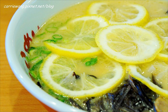 【台中拉麵推薦】山小屋．Yamagoya Ramen。來自日本九州的日式豚骨拉麵，檸檬拉麵清爽好吃！ @飛天璇的口袋