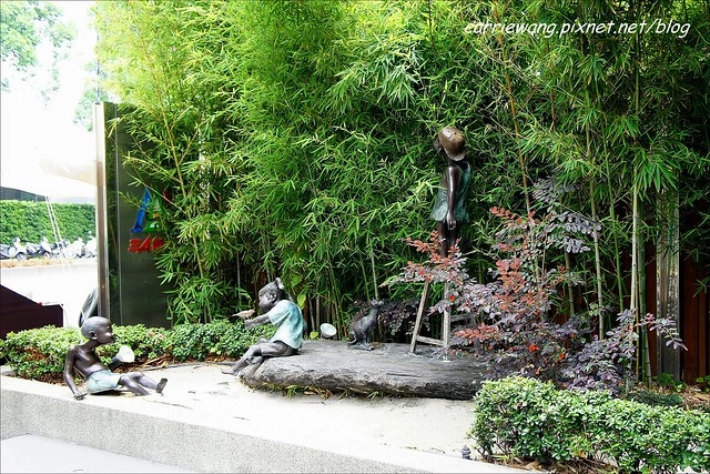 【台中美食推薦】三A鐵板燒。餐點變化性大，商業午餐CP值高，咖啡也好好喝，值得再訪！ @飛天璇的口袋