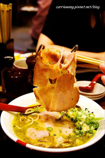 台中西屯｜Nagi豚骨拉麵 凪．東京拉麵大賞冠軍，每週都推出限定王 @飛天璇的口袋